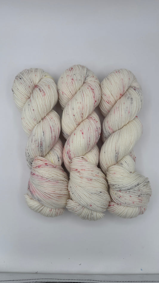 White Butterfly - Merino Fingering