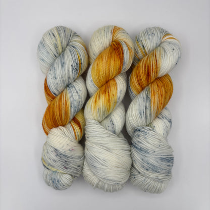 Autumn Skies - Merino Fingering